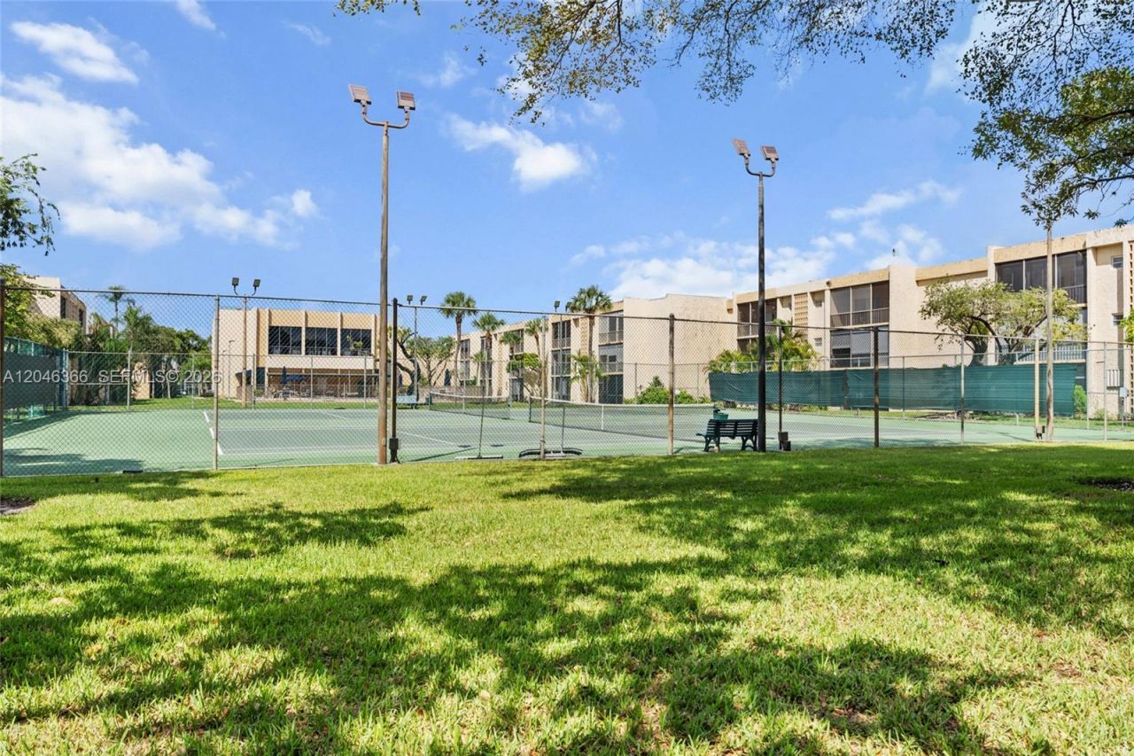8401 SW 107th Ave , Unit 144E, Miami, FL 33173 Photo