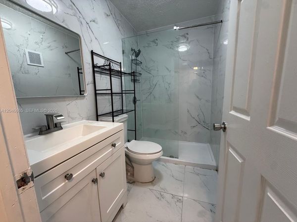 400 NW 65th Ave , Unit 202, Margate, FL 33063