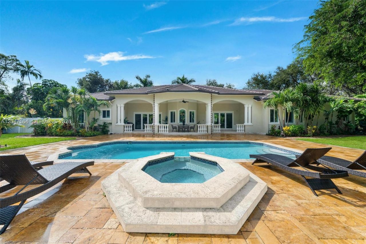 6890 SW 94th St , Pinecrest, FL 33156 Photo