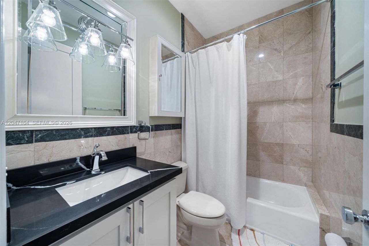 6890 SW 94th St , Pinecrest, FL 33156 Photo