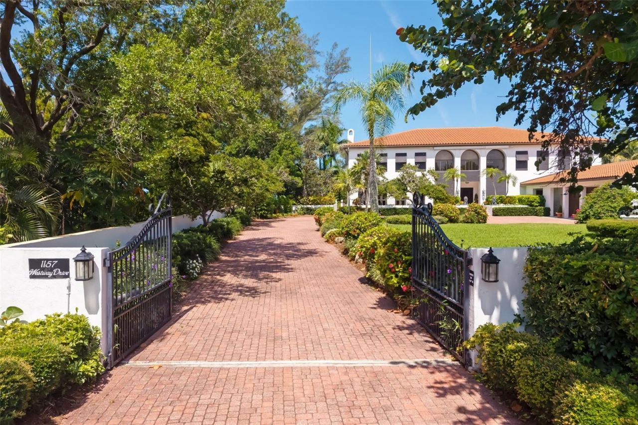 1157 Westway Drive, Sarasota, FL 34236 Photo