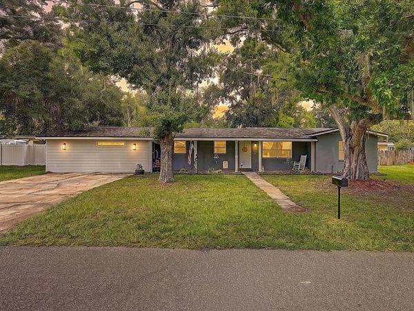 903 N BRACEWELL DRIVE , PLANT CITY, FL 33563