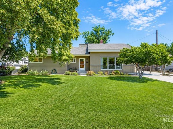 7634 W Cambridge Dr, Boise, ID 83704