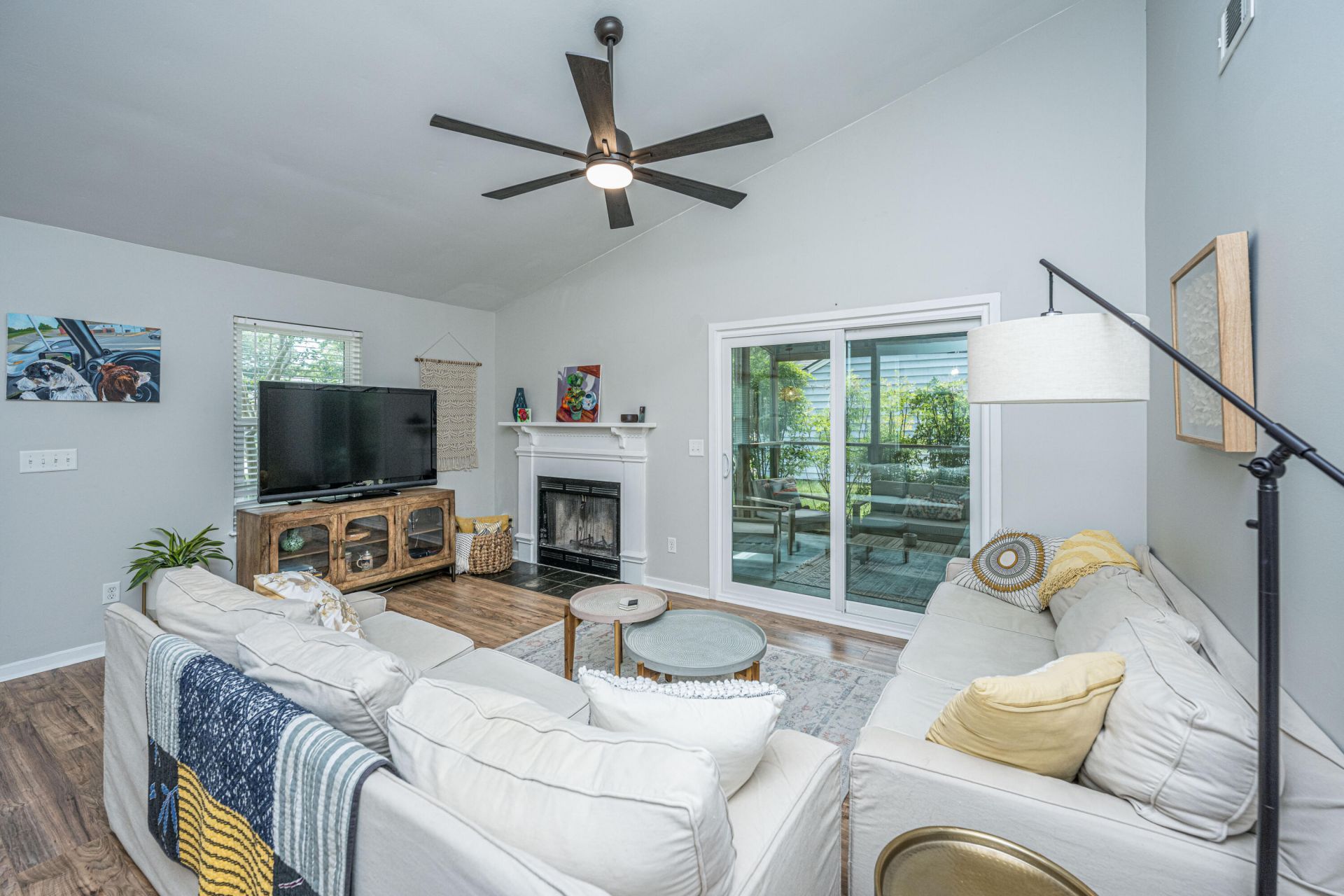 1141 Oakcrest Drive Photo 16