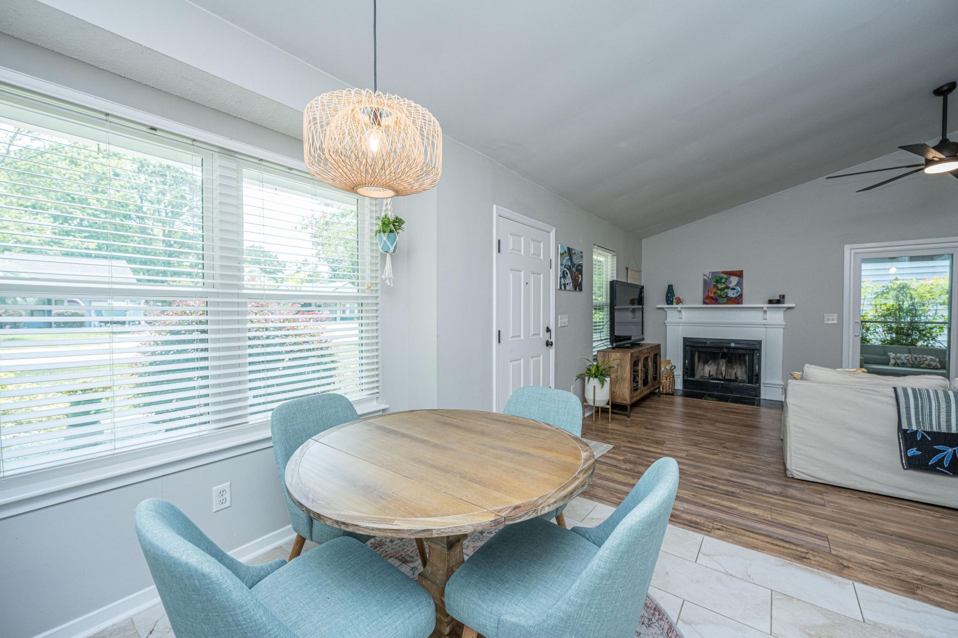 1141 Oakcrest Drive Photo 21
