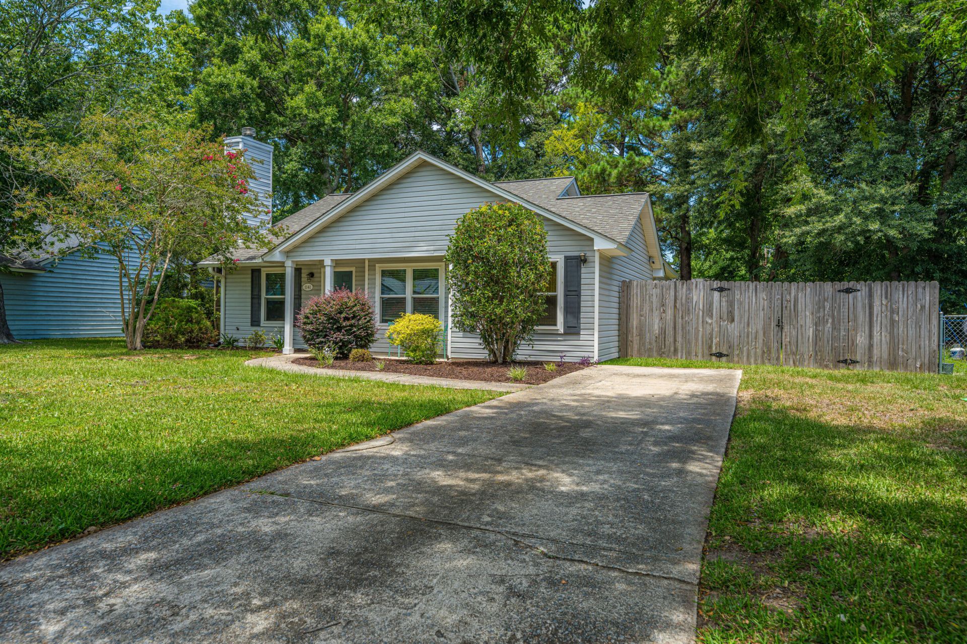 1141 Oakcrest Drive Photo 42