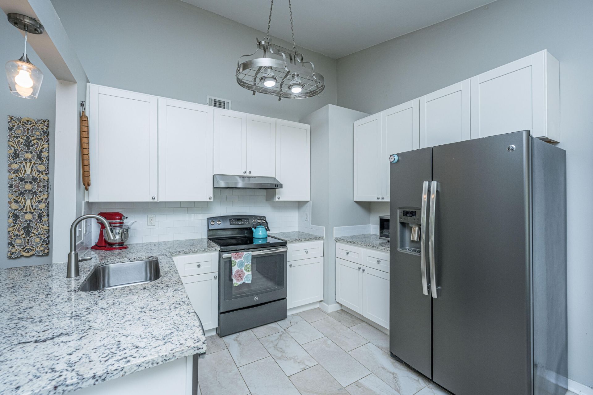 1141 Oakcrest Drive Photo 5