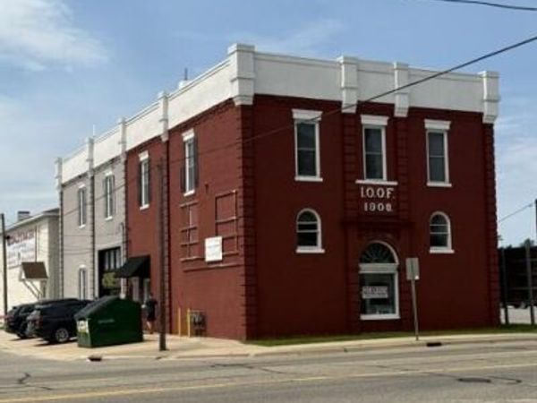 501 N James Street, Grayling, MI 49738