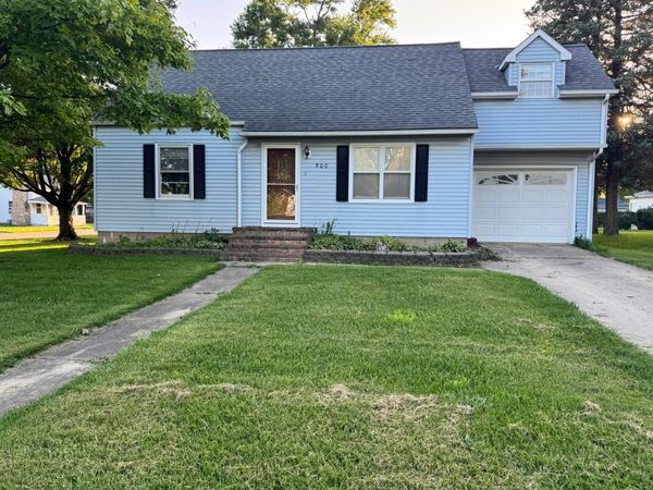 500 1st Avenue , Mendota, IL 61342