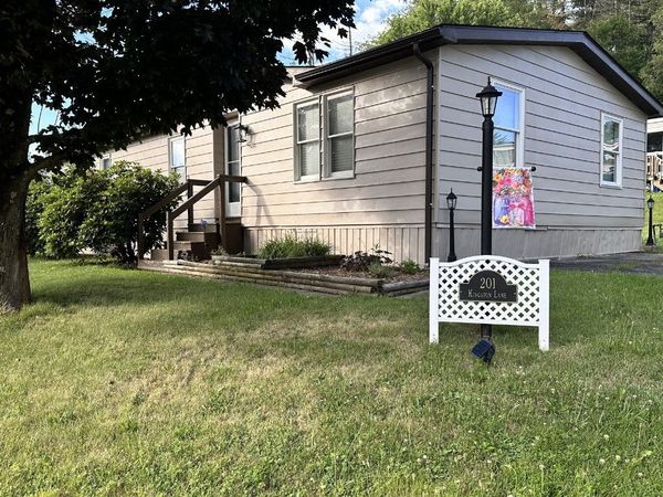 201 Kingston Lane, Indiana, PA 15701
