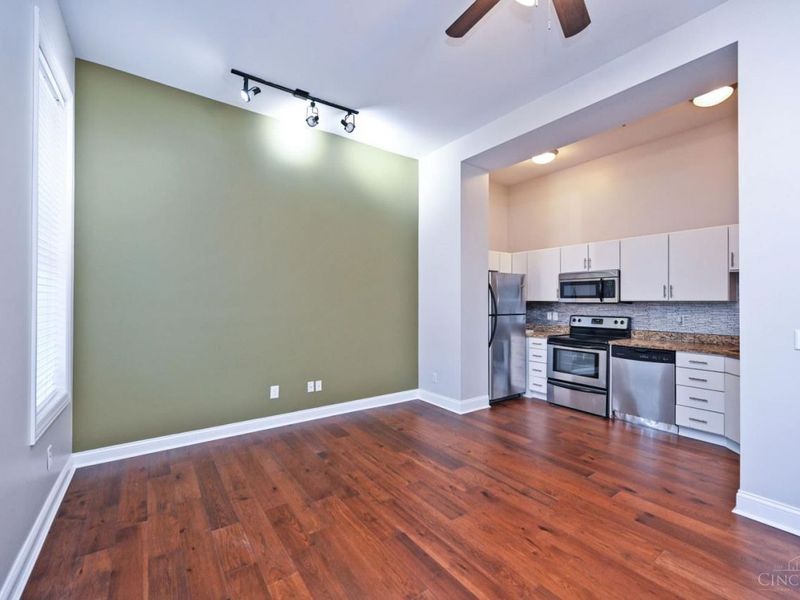 1326 Vine Street, Unit B, Cincinnati, OH 45202 Photo 15