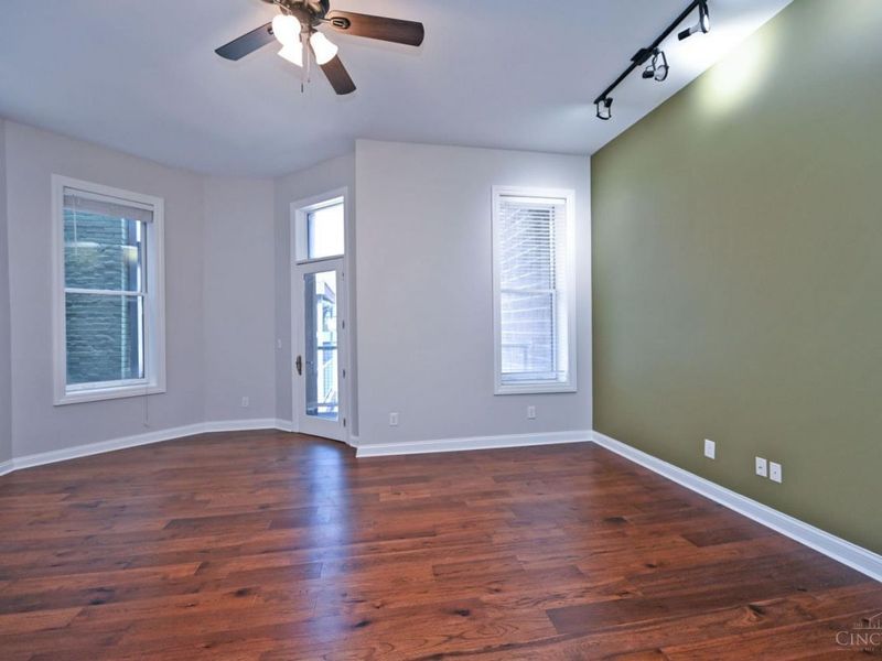 1326 Vine Street, Unit B, Cincinnati, OH 45202 Photo 16