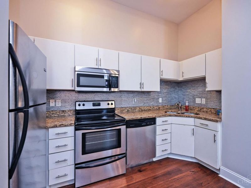 1326 Vine Street, Unit B, Cincinnati, OH 45202 Photo 18