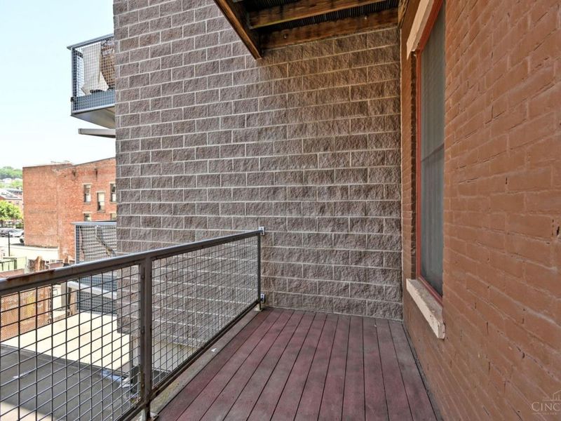 1326 Vine Street, Unit B, Cincinnati, OH 45202 Photo 21