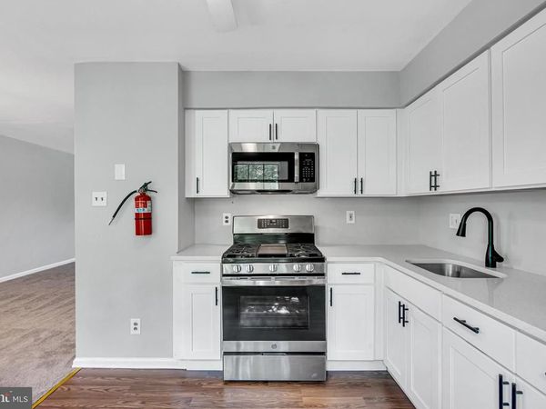 5 HARRINGTON LANE, Unit B, SICKLERVILLE, NJ 08081