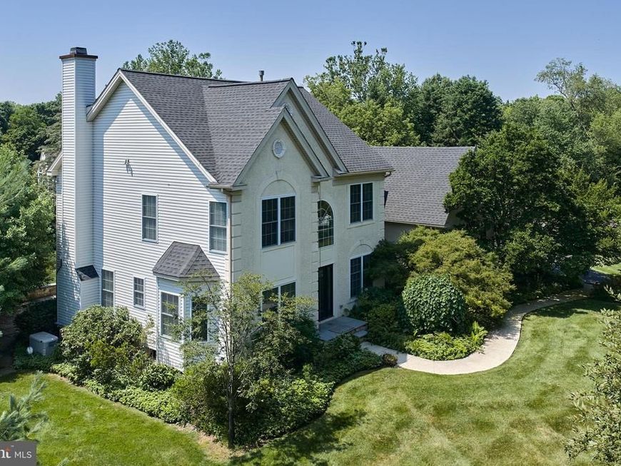 102 Parkside Drive, New Hope, PA 18938 Main Photo