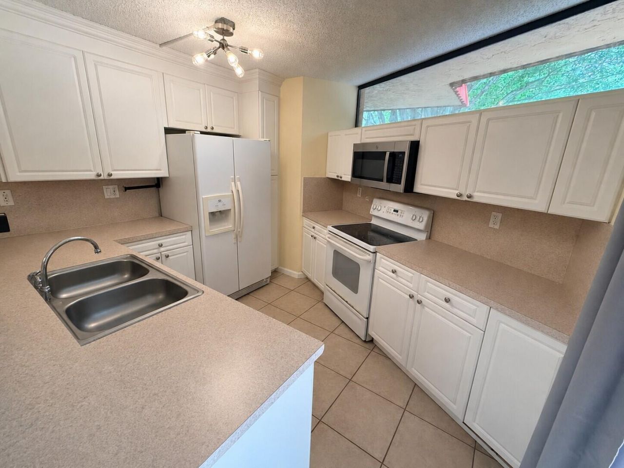 8141 Severn Drive, Unit D, Boca Raton, FL 33433 Photo
