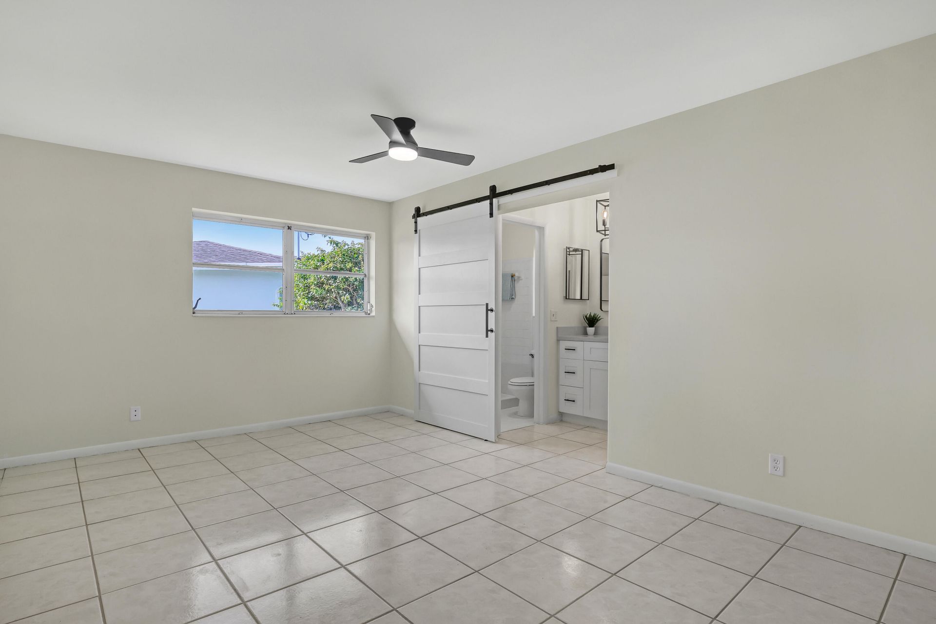 9715 Dahlia Avenue, Palm Beach Gardens, FL 33410 Photo