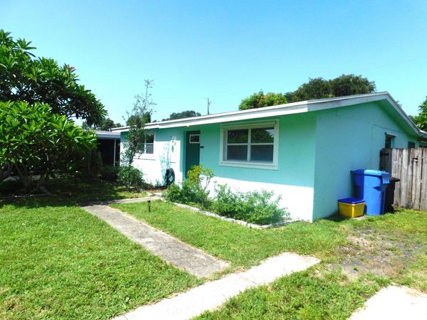 749 Camellia Drive, Royal Palm Beach, FL 33411