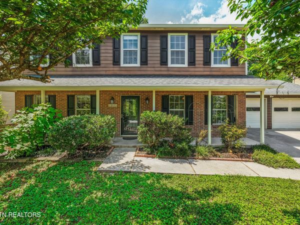 11033 Center Cross Drive, Knoxville, TN 37934