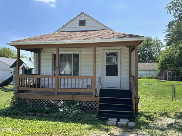 4120 Waltham Road, Northwood, OH 43619
