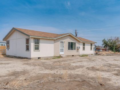 2820 Truckee Street Silver Springs, NV 89429