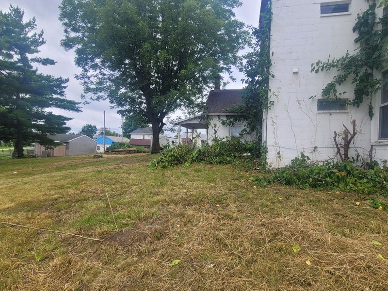120 N East Street, New Holland, OH 43145 Photo 4