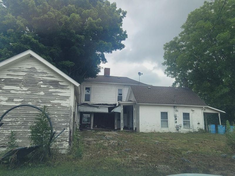120 N East Street, New Holland, OH 43145 Photo 8