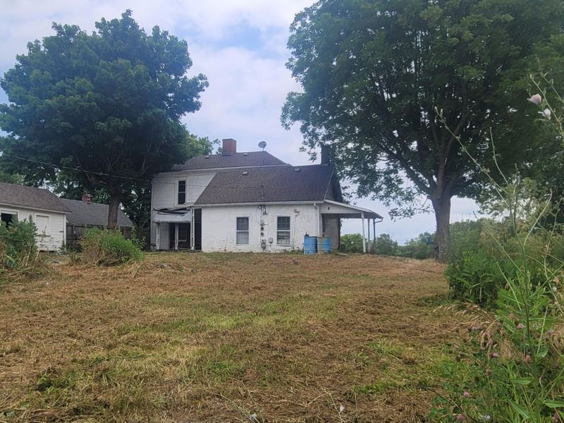120 N East Street, New Holland, OH 43145 Photo 9