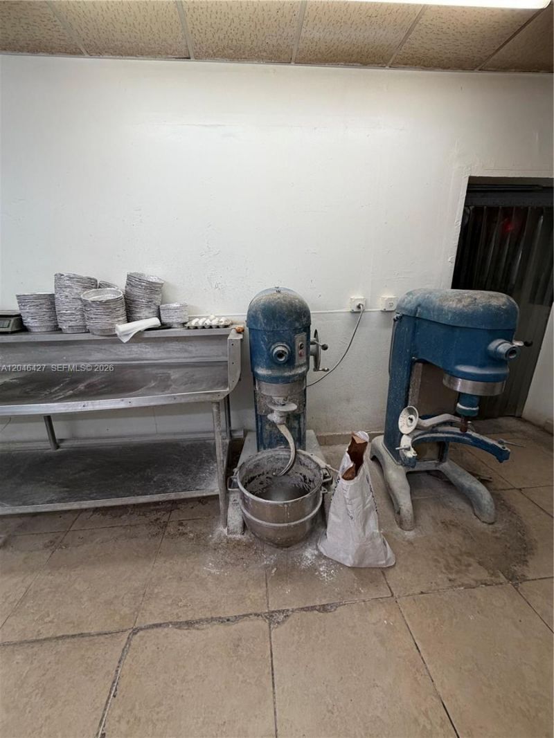 1262 Palm Ave, Hialeah, FL 33010 Photo