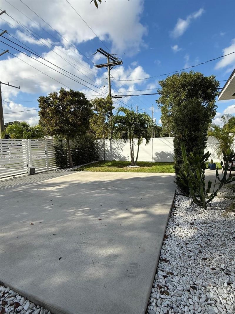 5629 NW 31st Ave , Miami, FL 33142 Photo