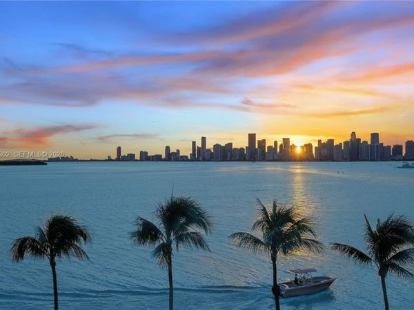 5242 Fisher Island Dr , Unit 5242, Miami Beach, FL 33109