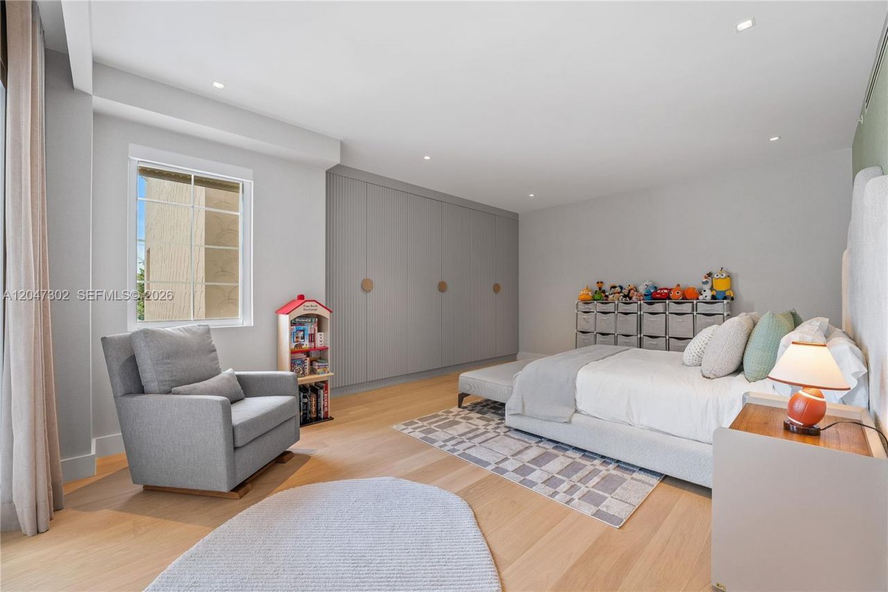 5242 Fisher Island Dr , Unit 5242, Miami Beach, FL 33109 Photo