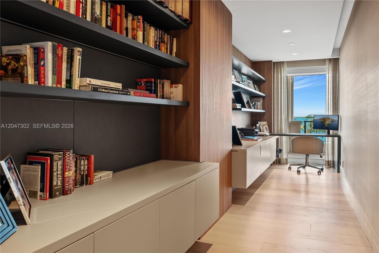 5242 Fisher Island Dr , Unit 5242, Miami Beach, FL 33109 Photo
