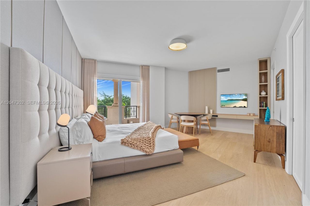 5242 Fisher Island Dr , Unit 5242, Miami Beach, FL 33109 Photo