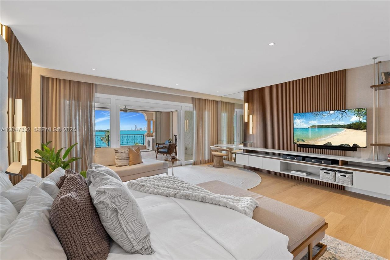 5242 Fisher Island Dr , Unit 5242, Miami Beach, FL 33109 Photo