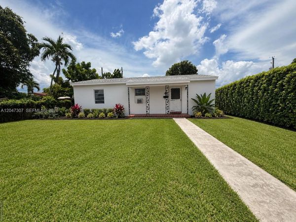 790 E 6th Pl, Hialeah, FL 33010