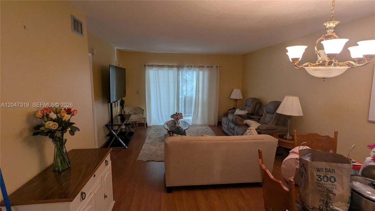 481 NW 76th Ave , Unit 207, Margate, FL 33063 Photo