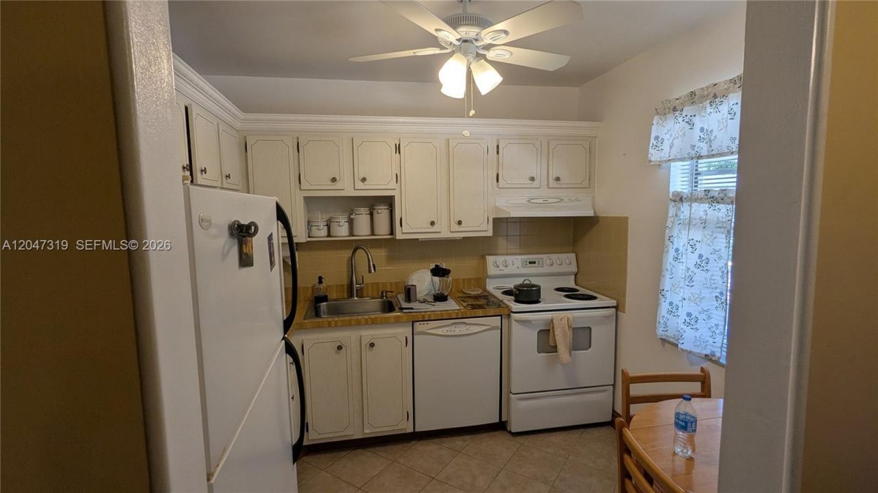 481 NW 76th Ave , Unit 207, Margate, FL 33063 Photo