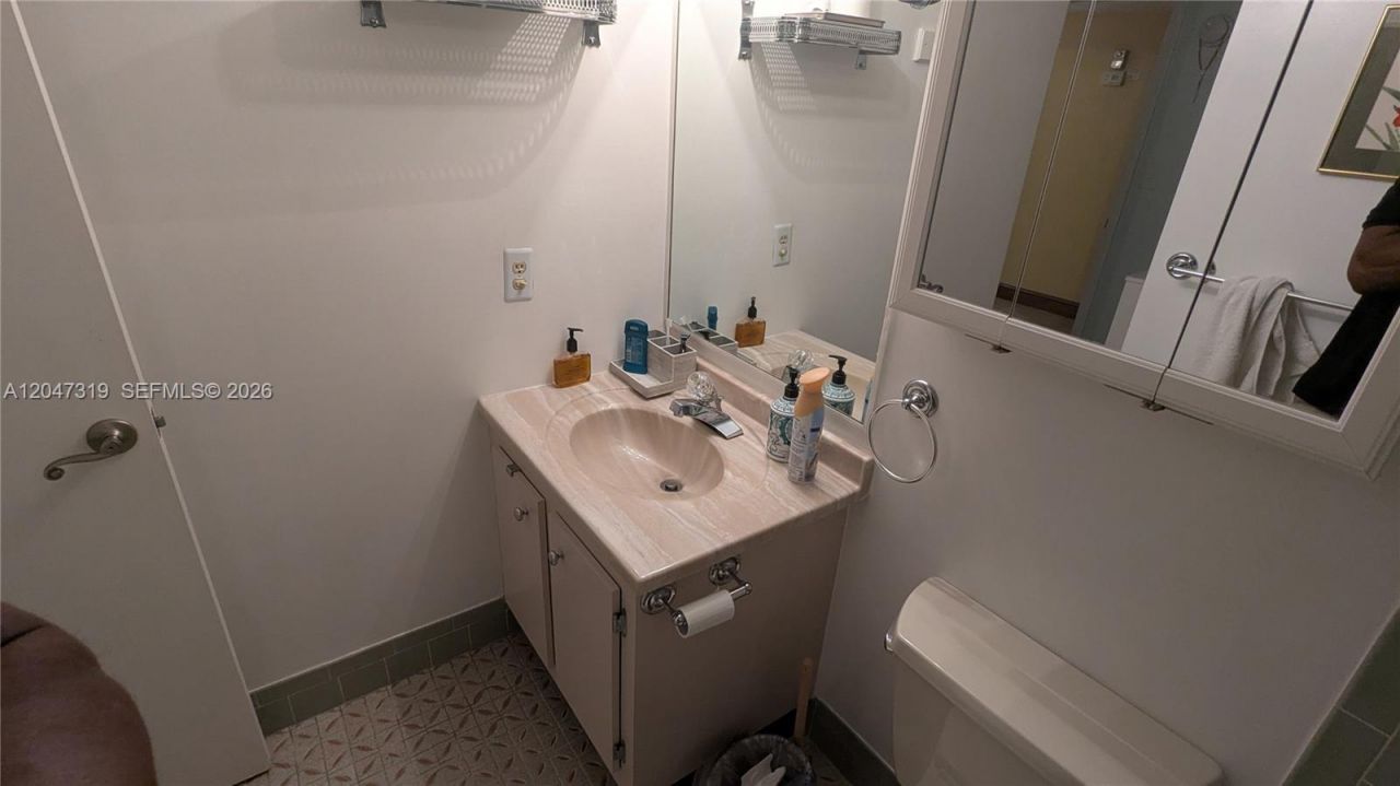 481 NW 76th Ave , Unit 207, Margate, FL 33063 Photo