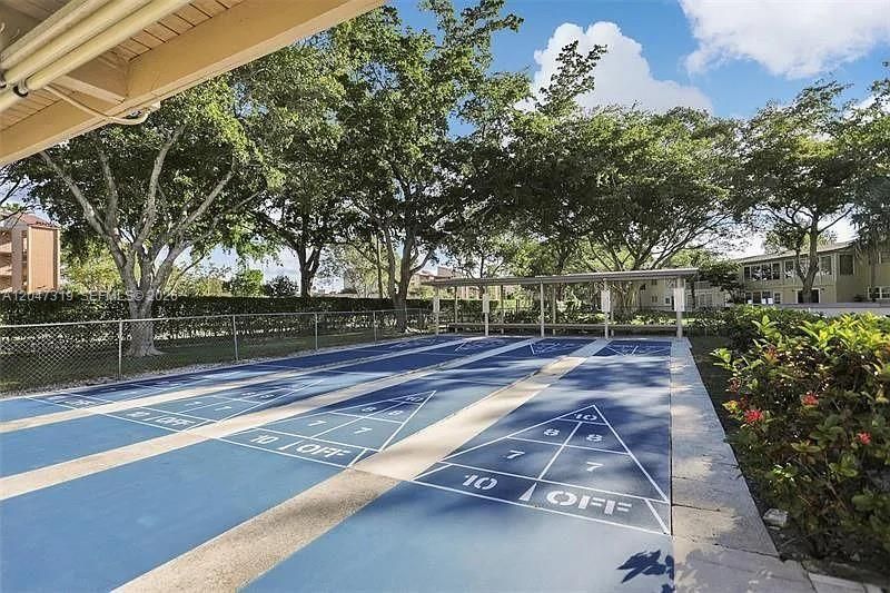 481 NW 76th Ave , Unit 207, Margate, FL 33063 Photo