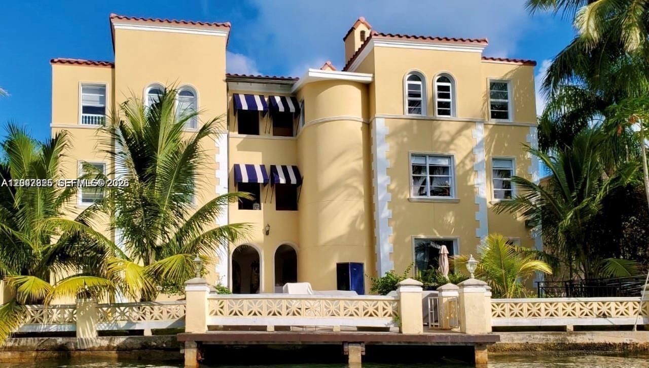 4812 Pine Tree Dr, Unit 201, Miami Beach, FL 33140 Photo