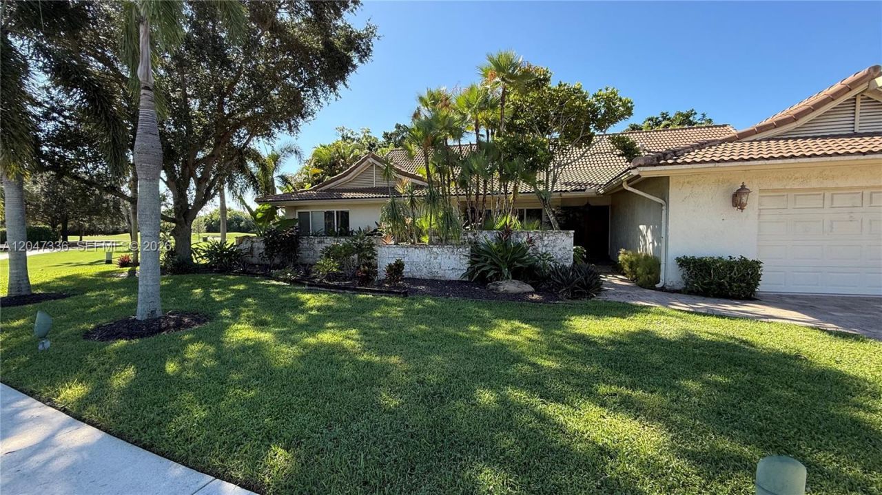 10134 Boca Woods Ln, Unit 1034, Boca Raton, FL 33428 Photo