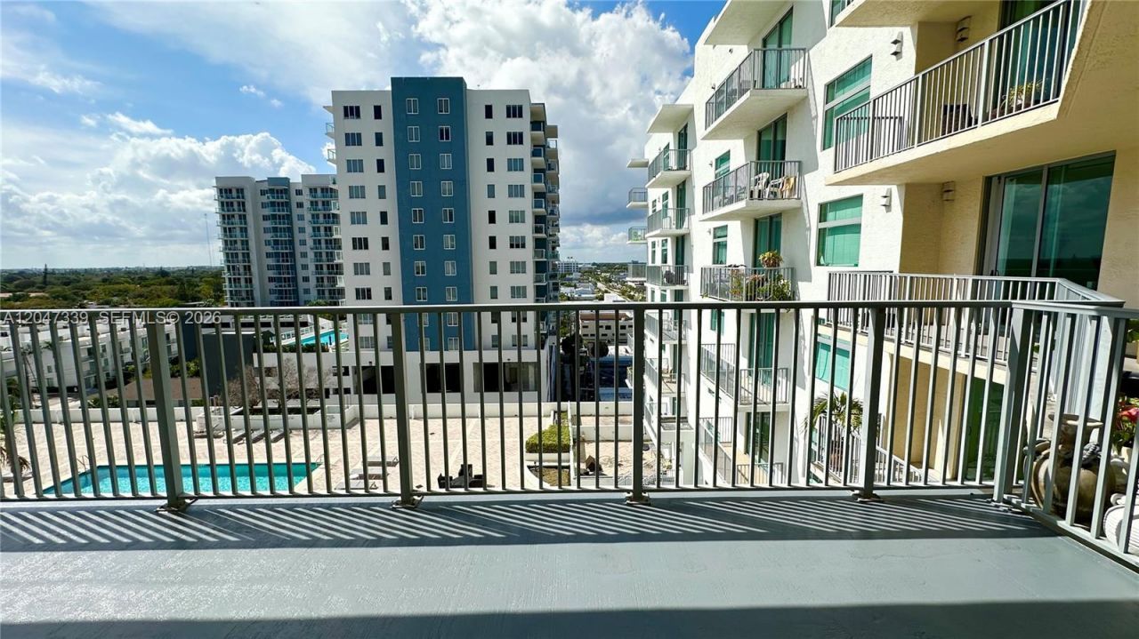 140 S Dixie Hwy , Unit 808, Hollywood, FL 33020 Photo
