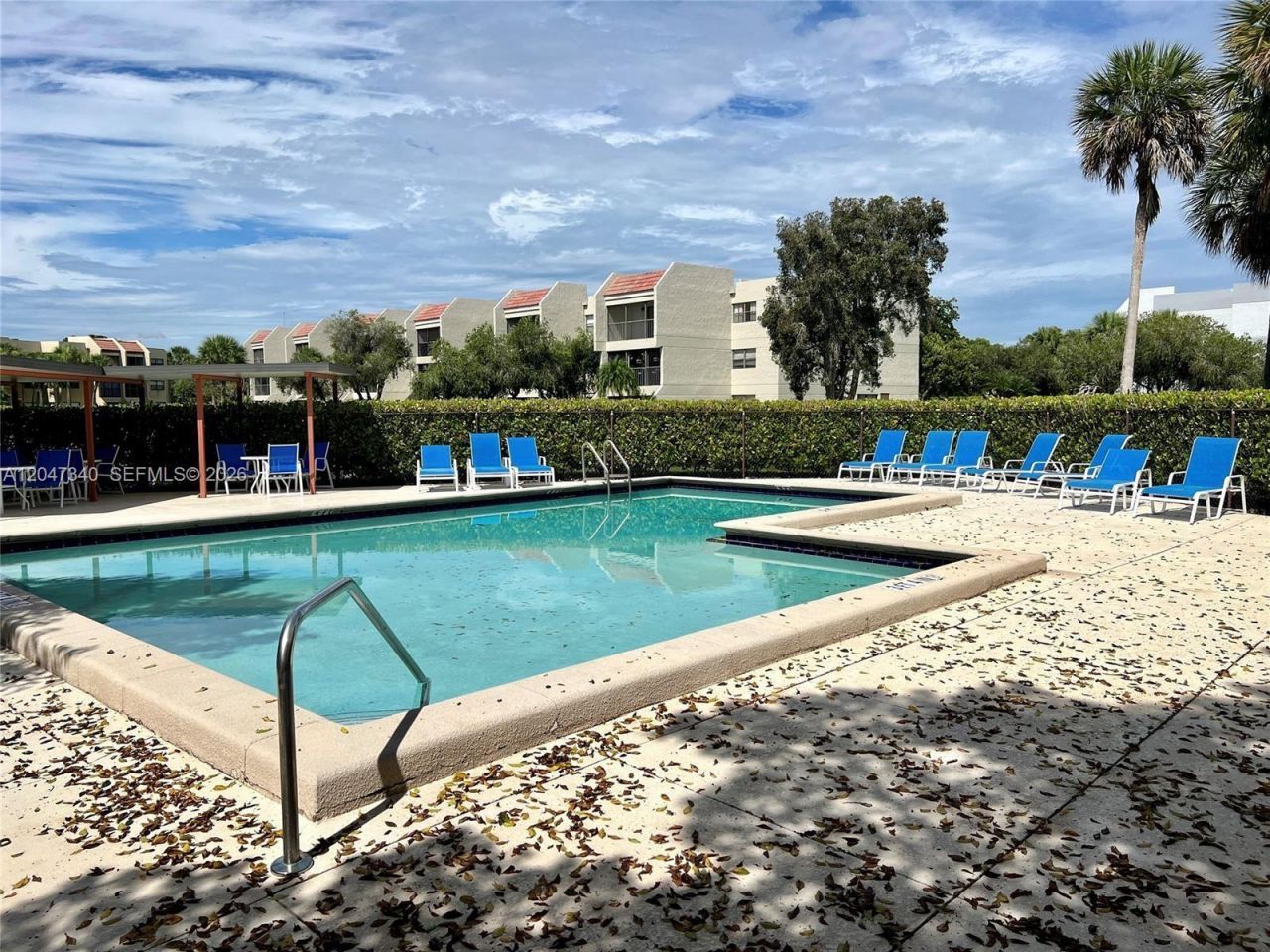 182 Lakeview Dr, Unit 204, Weston, FL 33326 Photo