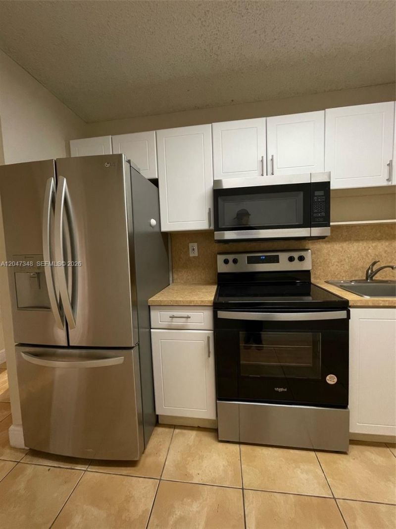 6950 Miami Gardens Dr , Unit 2-312A, Hialeah, FL 33015 Photo