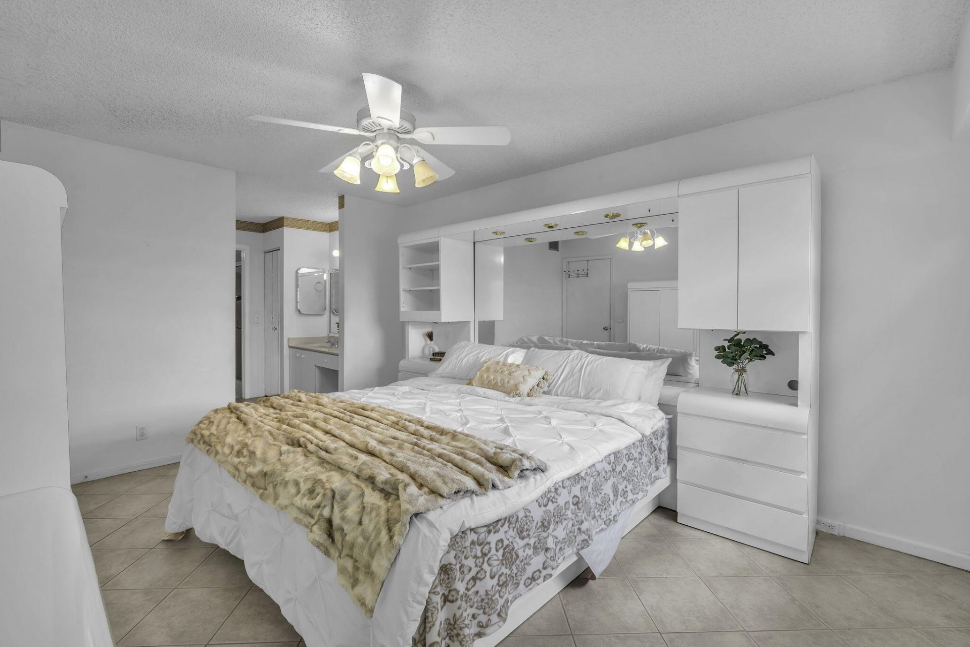 13001 SW 15th Court, Unit 404t, Pembroke Pines, FL 33027 Photo