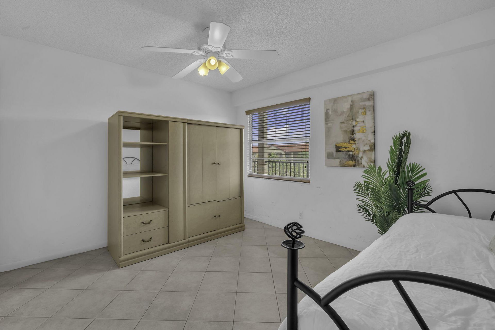 13001 SW 15th Court, Unit 404t, Pembroke Pines, FL 33027 Photo