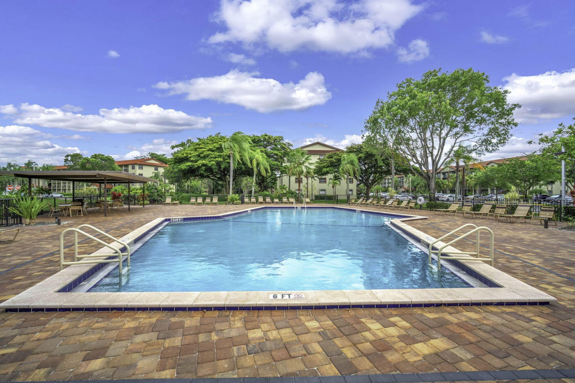 13001 SW 15th Court, Unit 404t, Pembroke Pines, FL 33027 Photo