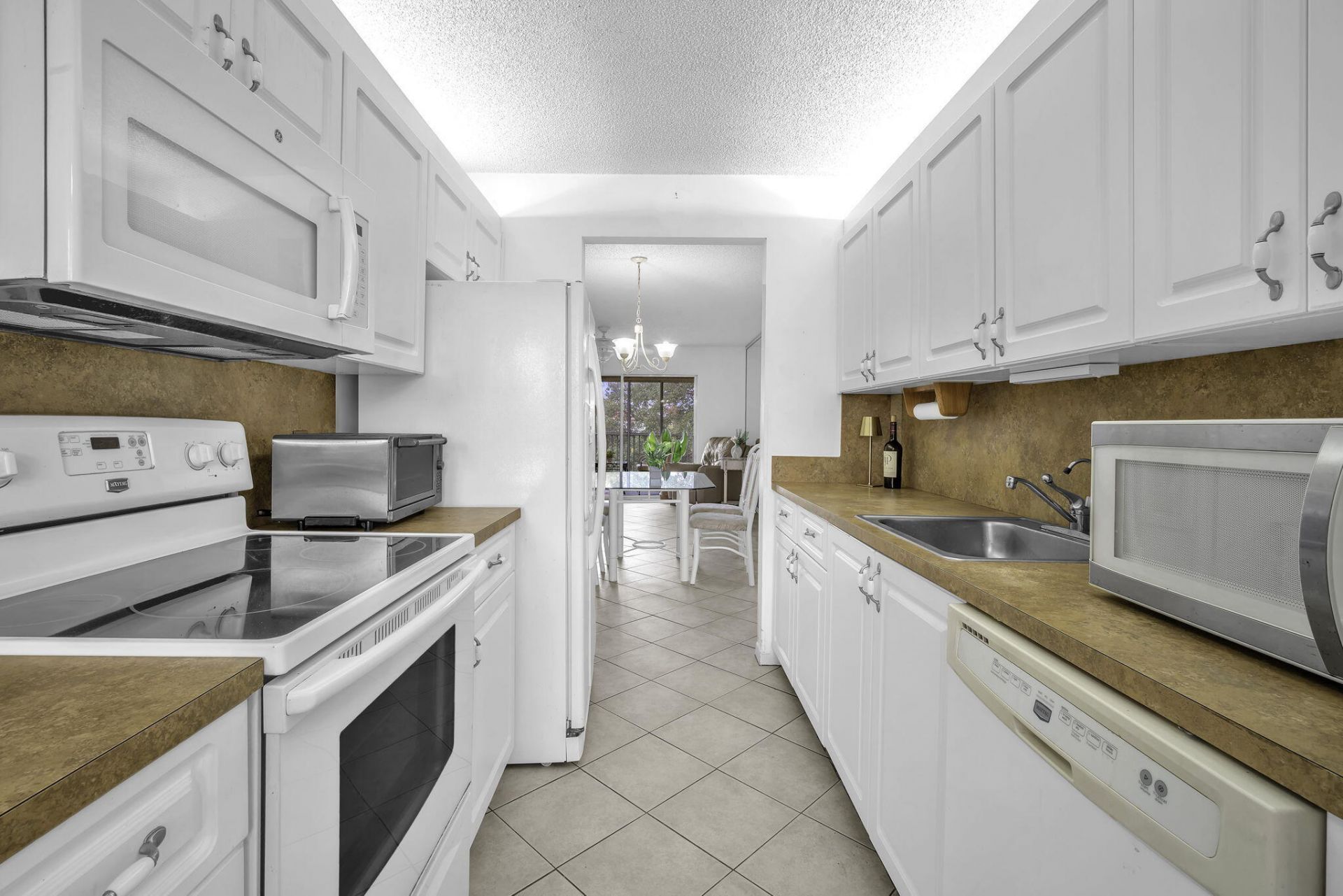 13001 SW 15th Court, Unit 404t, Pembroke Pines, FL 33027 Photo